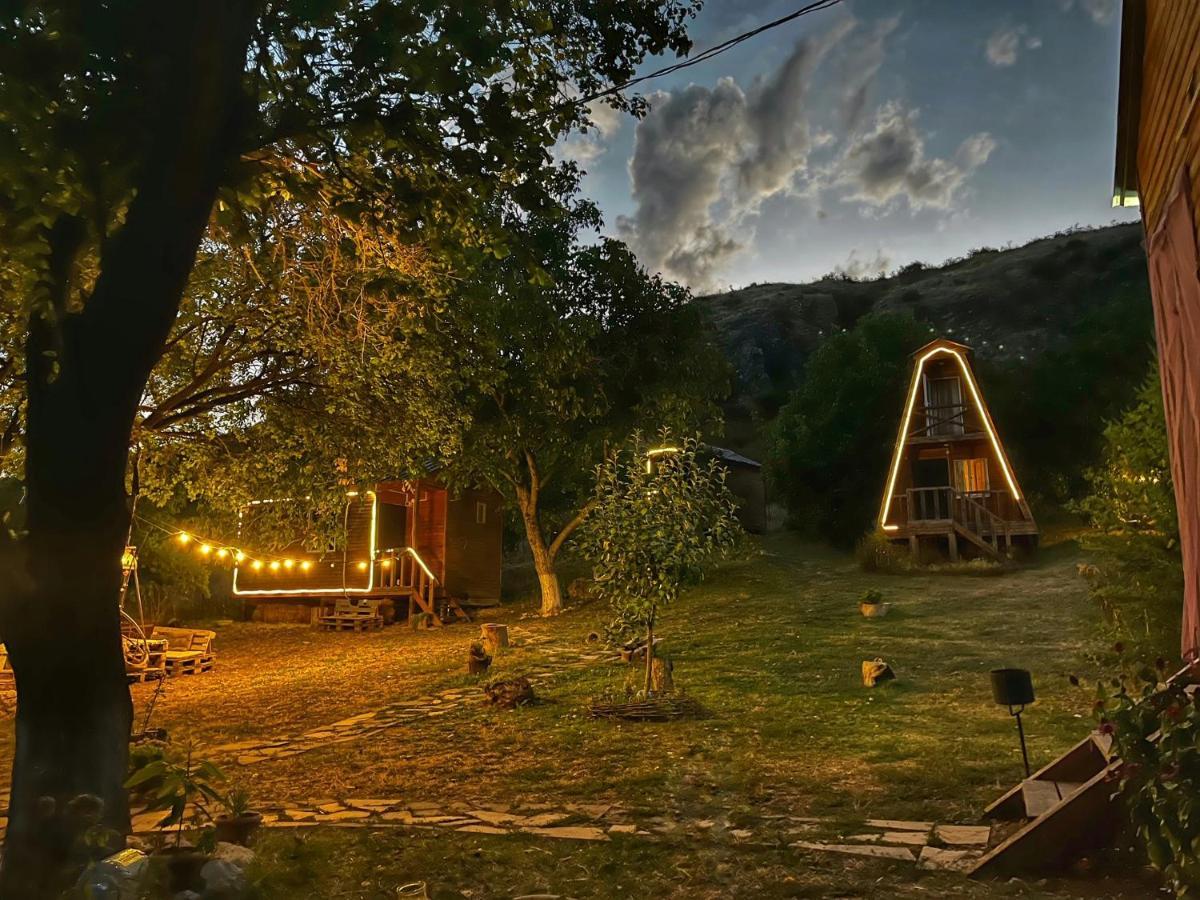 Teo's Cottages Dedoplis Tskaro Esterno foto