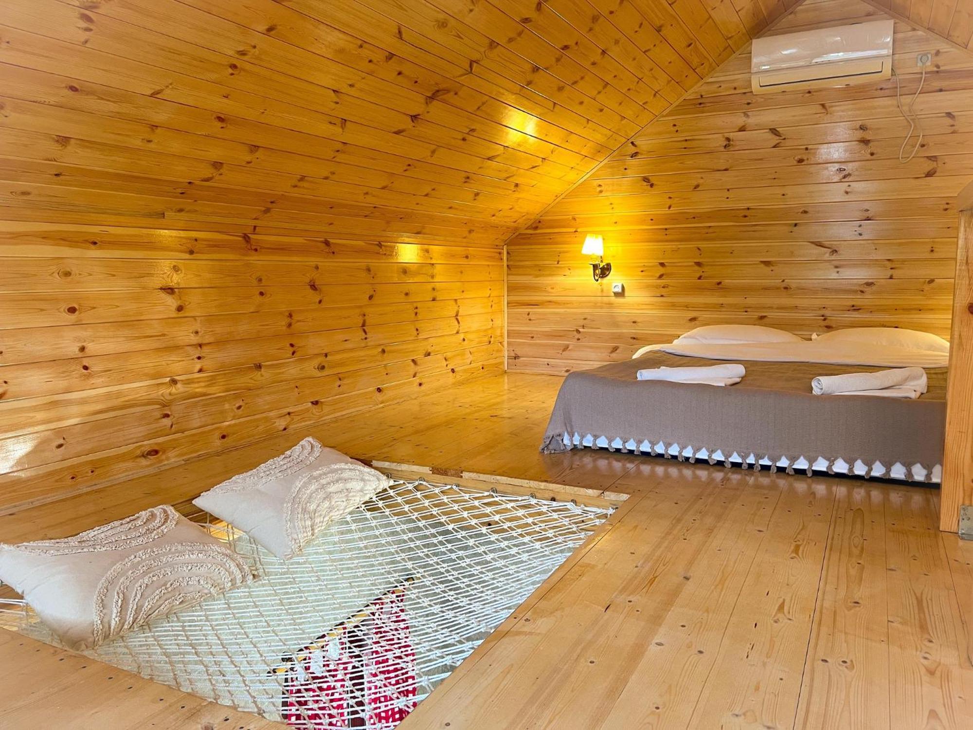 Teo's Cottages Dedoplis Tskaro Esterno foto