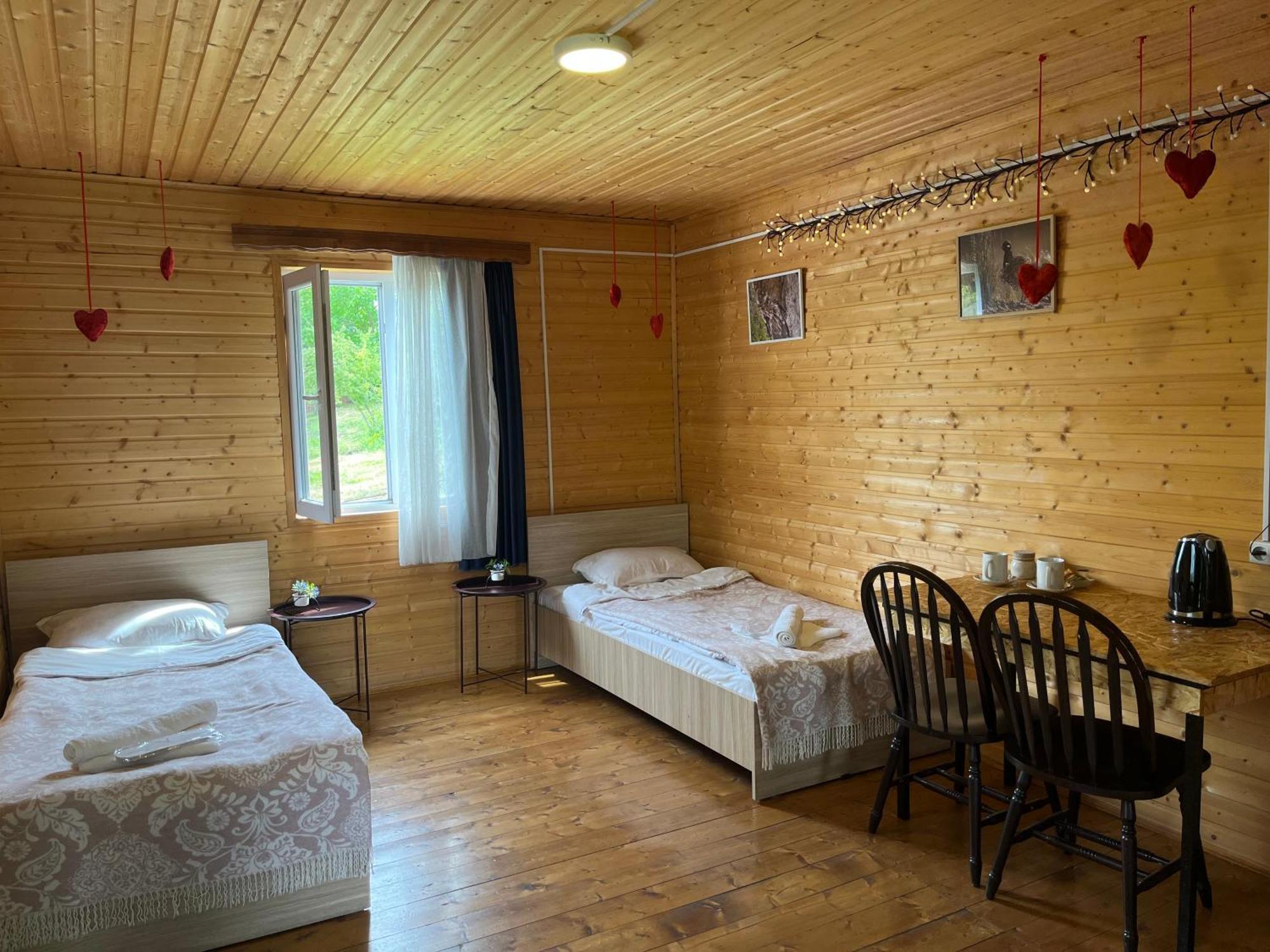 Teo's Cottages Dedoplis Tskaro Esterno foto