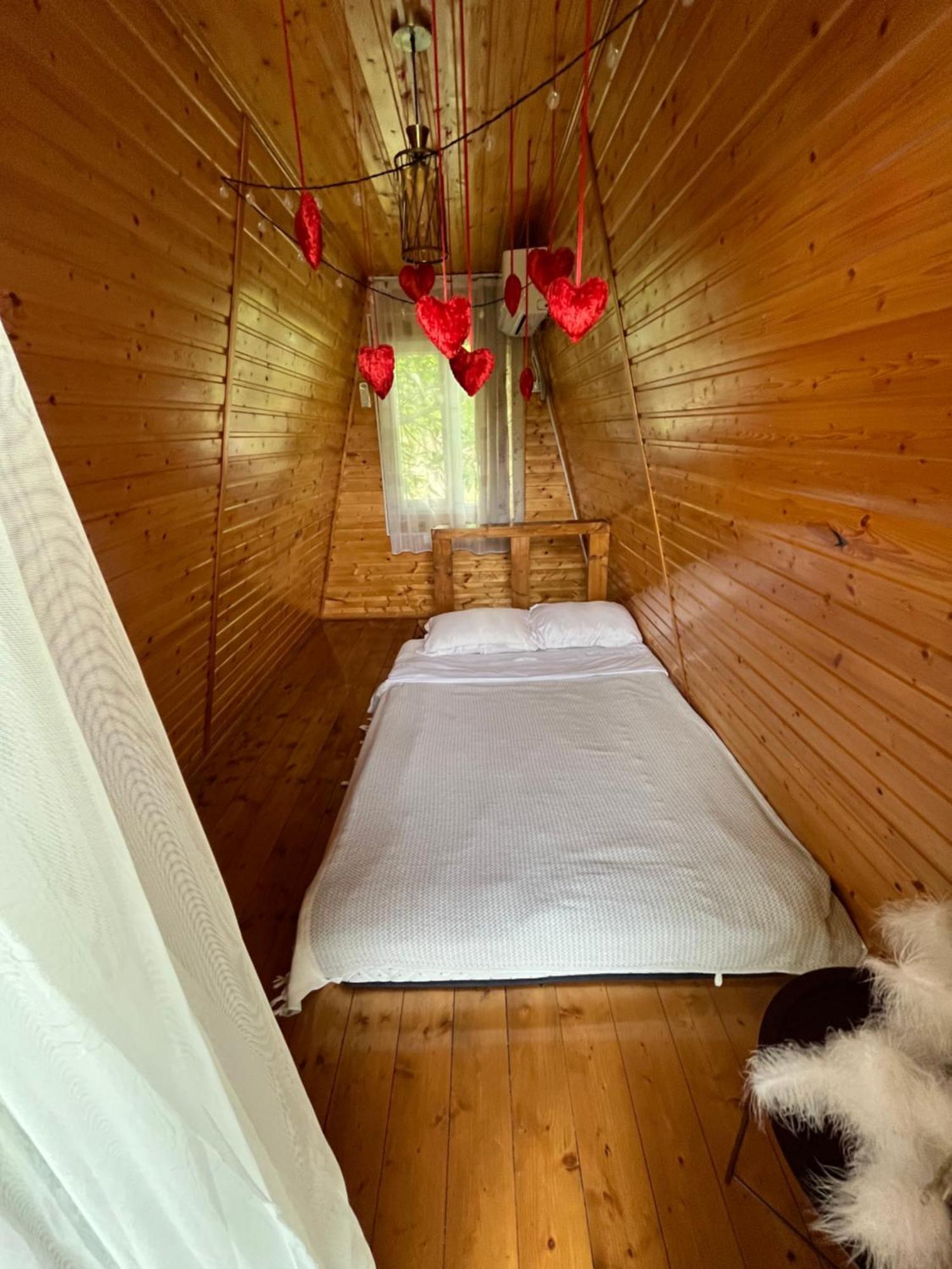 Teo's Cottages Dedoplis Tskaro Esterno foto