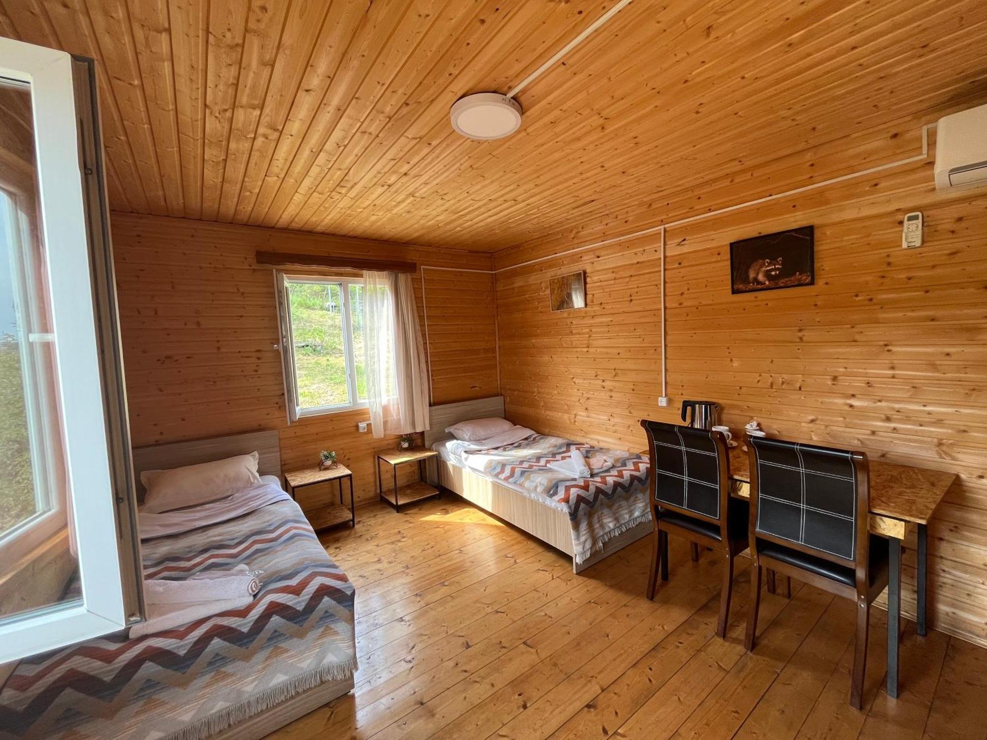 Teo's Cottages Dedoplis Tskaro Esterno foto